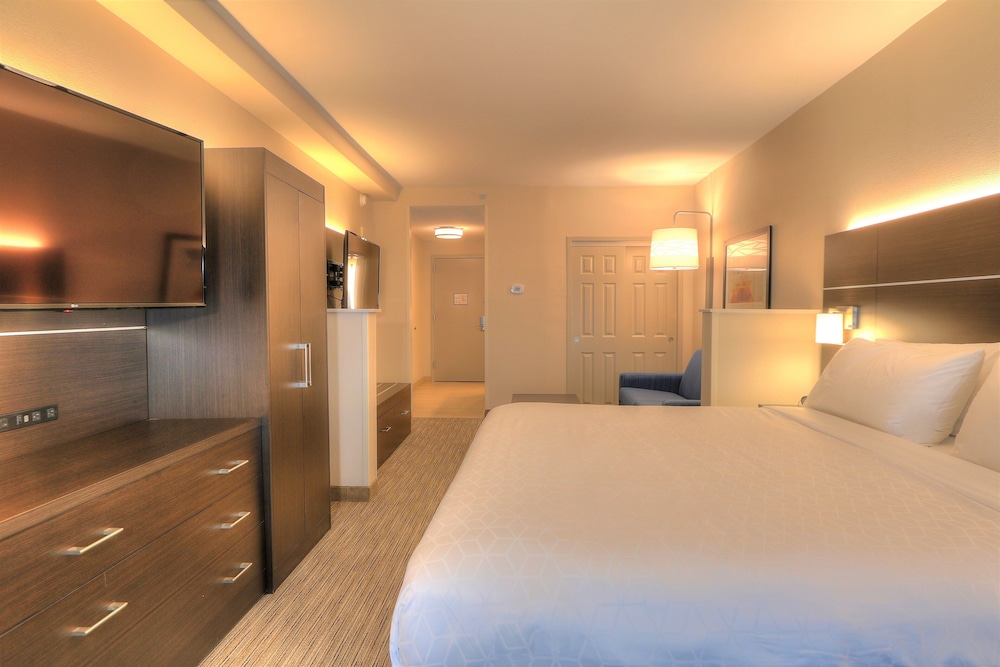 holiday inn express hotel and suites mobile saraland by ihg