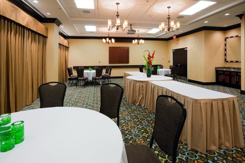 holiday inn express hotel and suites mobile saraland by ihg