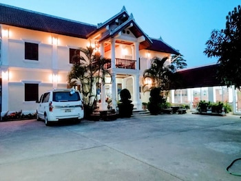 phonepraseuth guesthouse