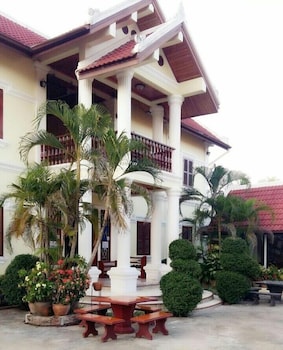 phonepraseuth guesthouse