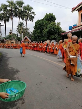 phonepraseuth guesthouse