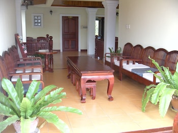 Phonepraseuth Guesthouse,Louang Prabang Province>>Luang Prabang,2 star