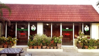 phonepraseuth guesthouse