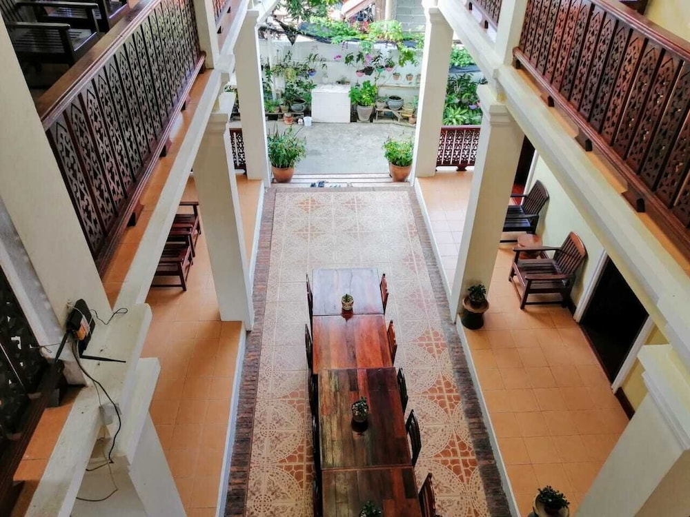 phonepraseuth guesthouse