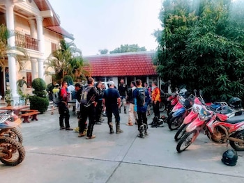 phonepraseuth guesthouse