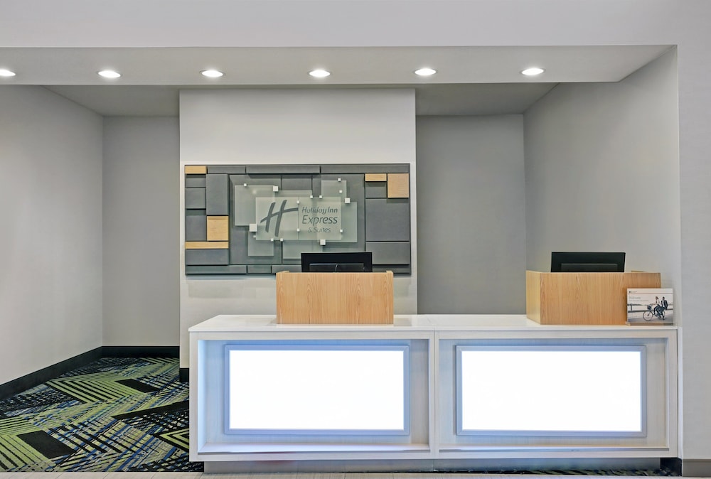 holiday inn express hotel and suites newport by ihg