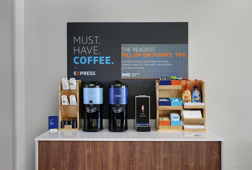 holiday inn express hotel and suites newport by ihg