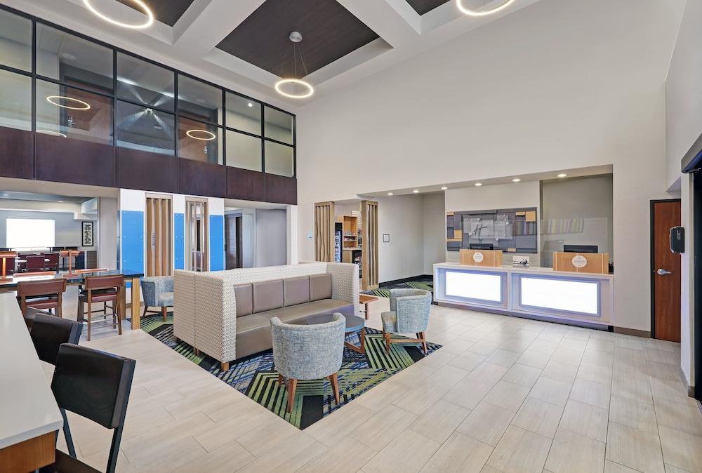 holiday inn express hotel and suites newport by ihg