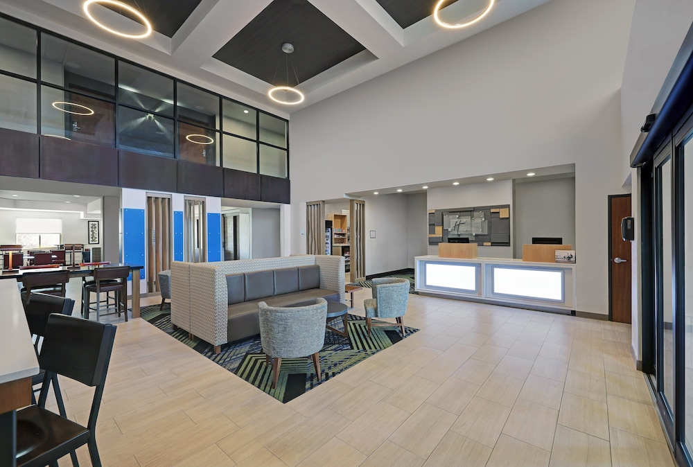 holiday inn express hotel and suites newport by ihg