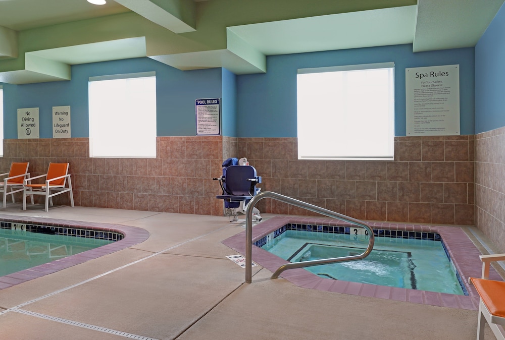 holiday inn express hotel and suites newport by ihg