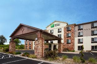 holiday inn express hotel and suites newport by ihg