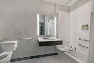 holiday inn express hotel and suites newport by ihg