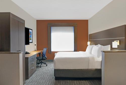 holiday inn express hotel and suites newport by ihg