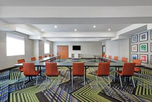 holiday inn express hotel and suites newport by ihg