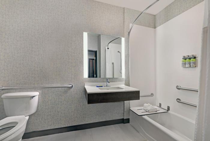 holiday inn express hotel and suites newport by ihg