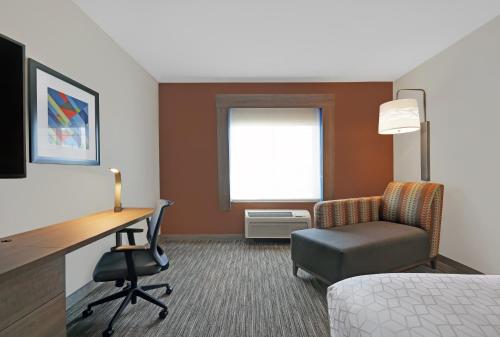 holiday inn express hotel and suites newport by ihg