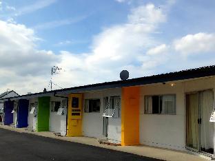 rainbow motel