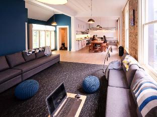 Haka House Auckland K' Road,Auckland Region>>Auckland,2 star