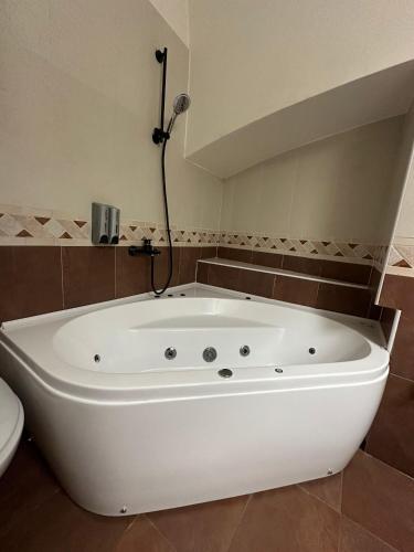 dolce vita suites hotel