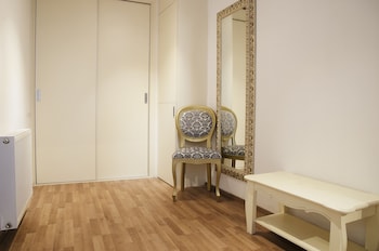 dolce vita suites hotel