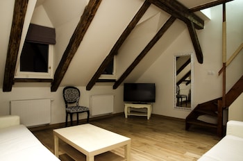 dolce vita suites hotel