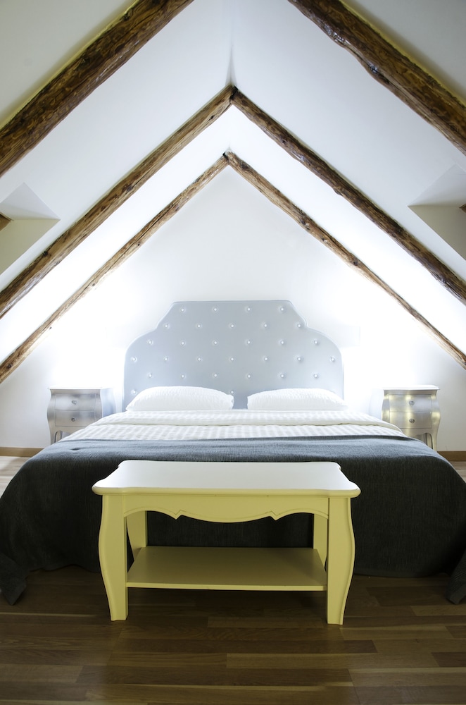 dolce vita suites hotel