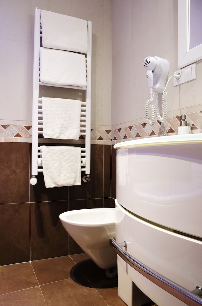 dolce vita suites hotel