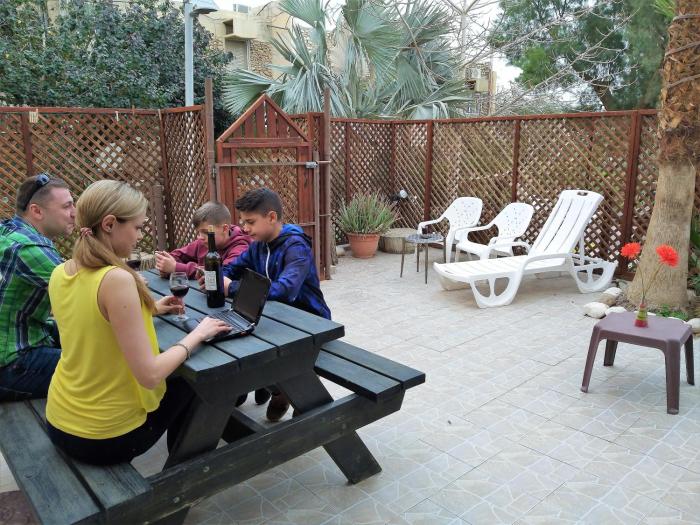 aloni guest house dead sea