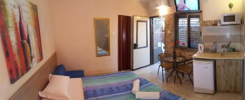 aloni guest house dead sea