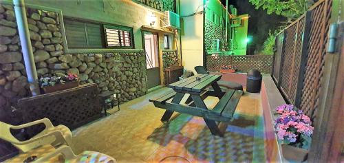 aloni guest house dead sea