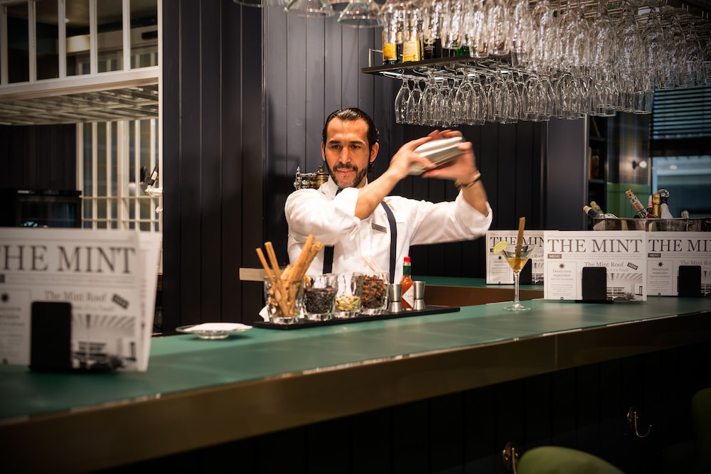 hotel vincci the mint