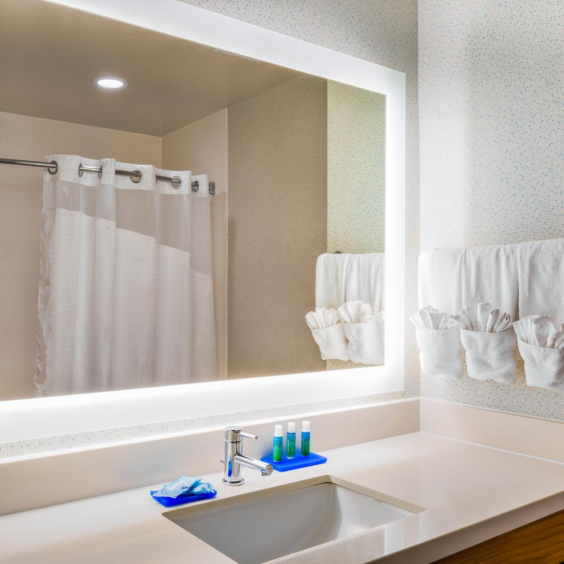 holiday inn express hotel and suites oroville lake by ihg