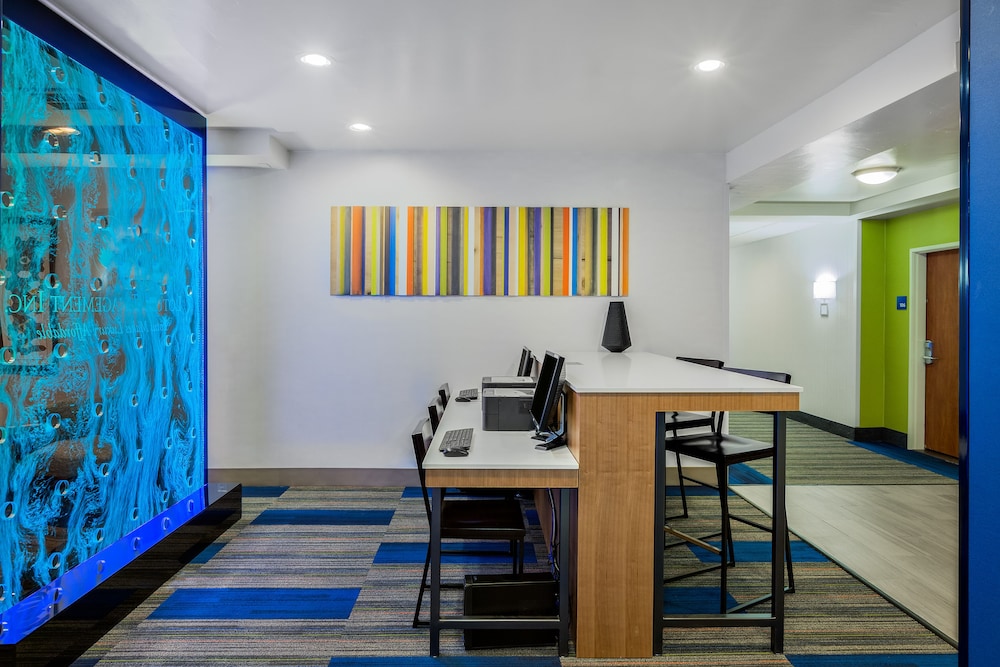 holiday inn express hotel and suites oroville lake by ihg