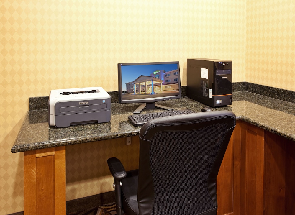 holiday inn express hotel and suites oroville lake by ihg