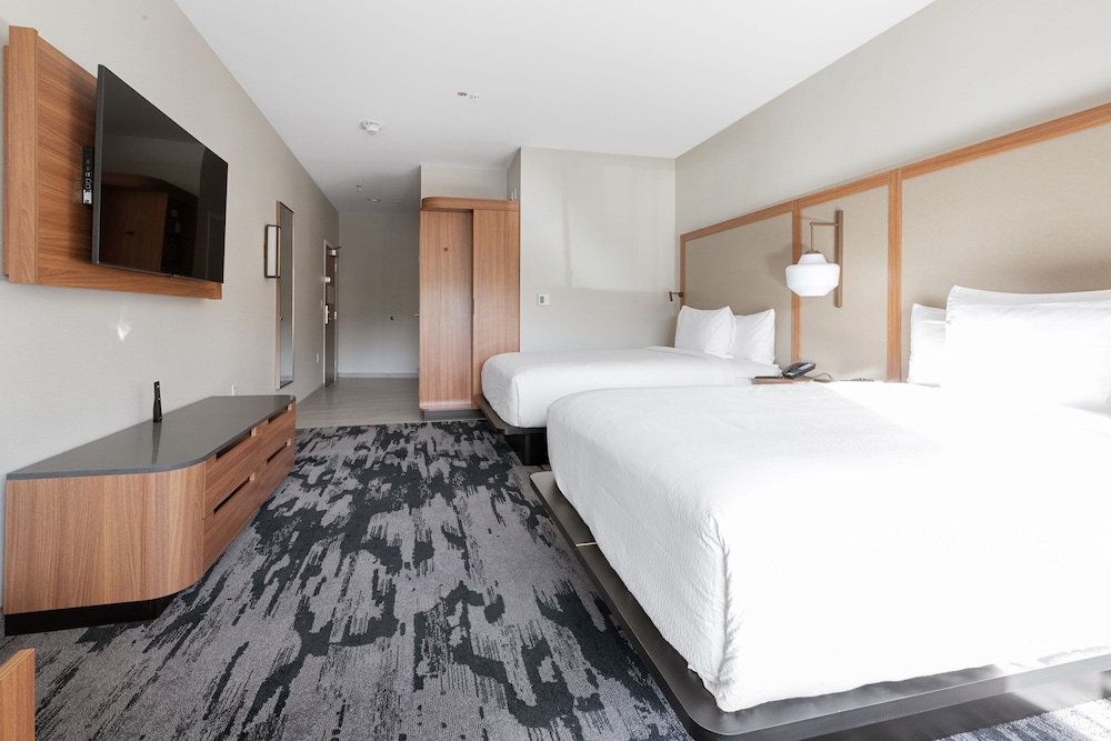 Fairfield Inn & Suites By Marriott San Francisco Pacifica,Pacifica>>Fremont,3 star