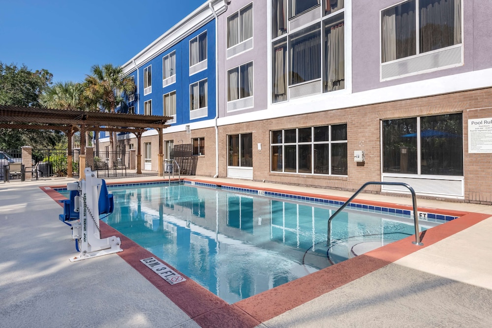 bw plus flagler beach area inn and suites