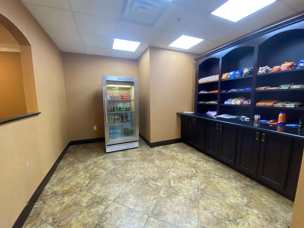 bw plus flagler beach area inn and suites