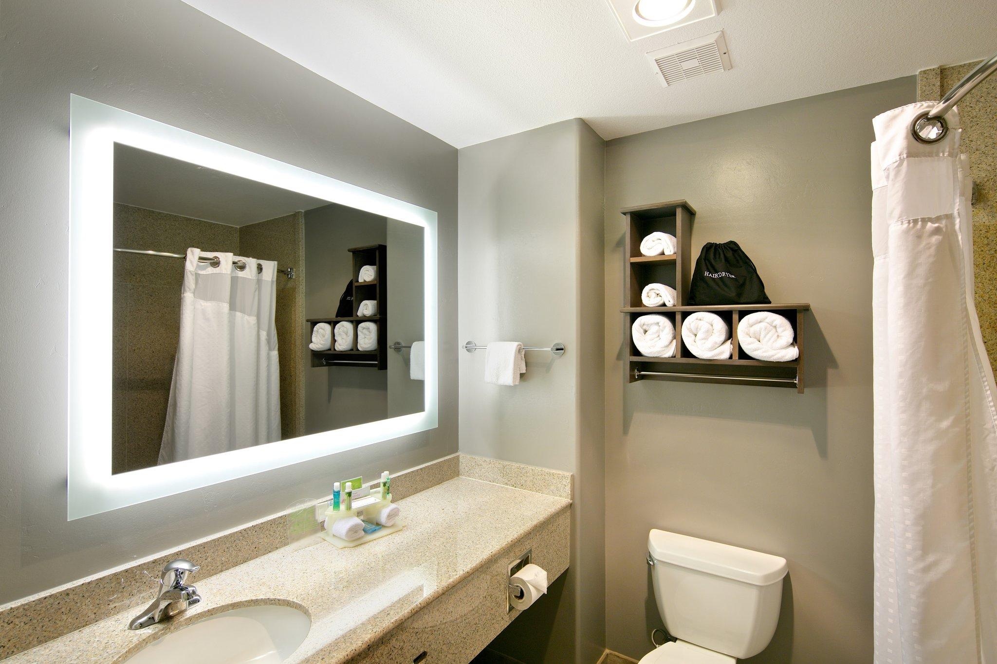 holiday inn express and suites paso robles by ihg