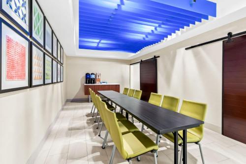 holiday inn express hotel and suites pauls valley by ihg