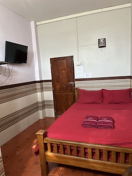 baan are gong riverside homestay