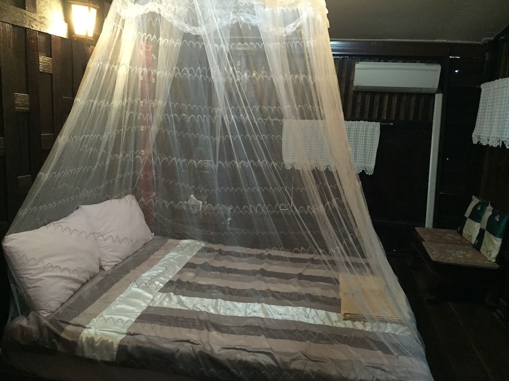 baan are gong riverside homestay