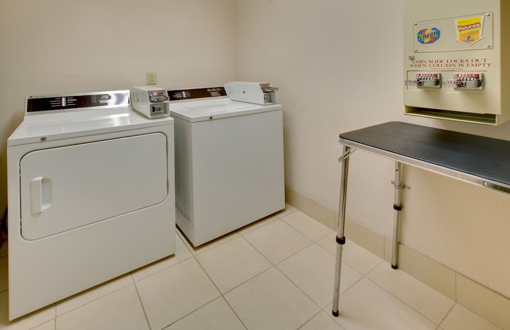 holiday inn express hotel and suites pleasant prairie kenosha by ihg