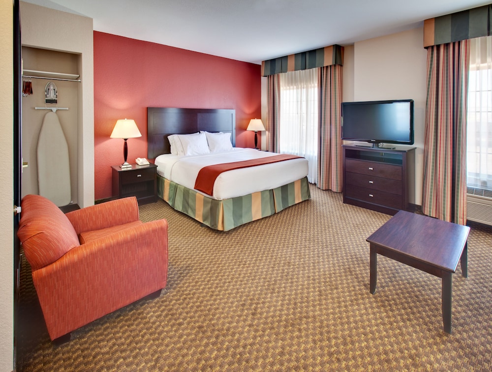 holiday inn express hotel and suites pleasant prairie kenosha by ihg