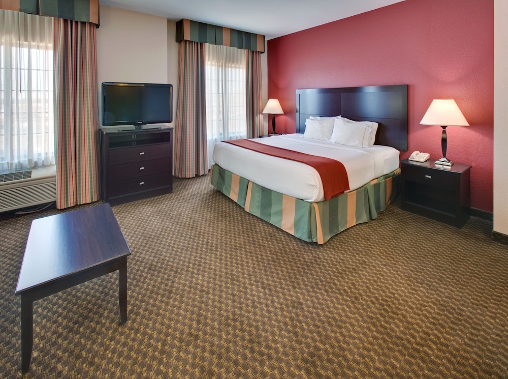 holiday inn express hotel and suites pleasant prairie kenosha by ihg