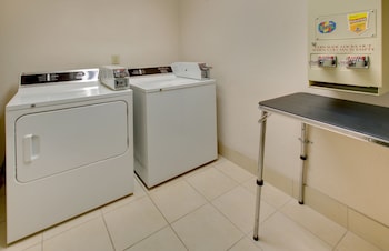 holiday inn express hotel and suites pleasant prairie kenosha by ihg