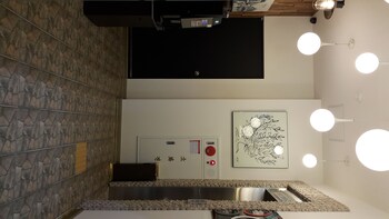 ara hotel