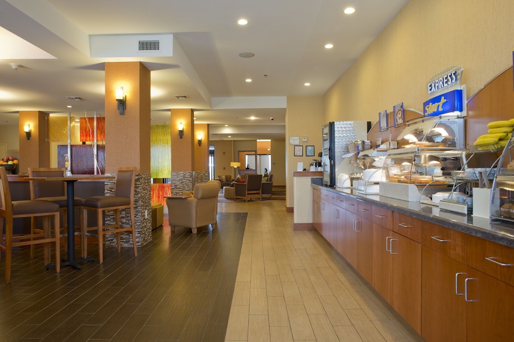 holiday inn express hotel and suites prattville south by ihg