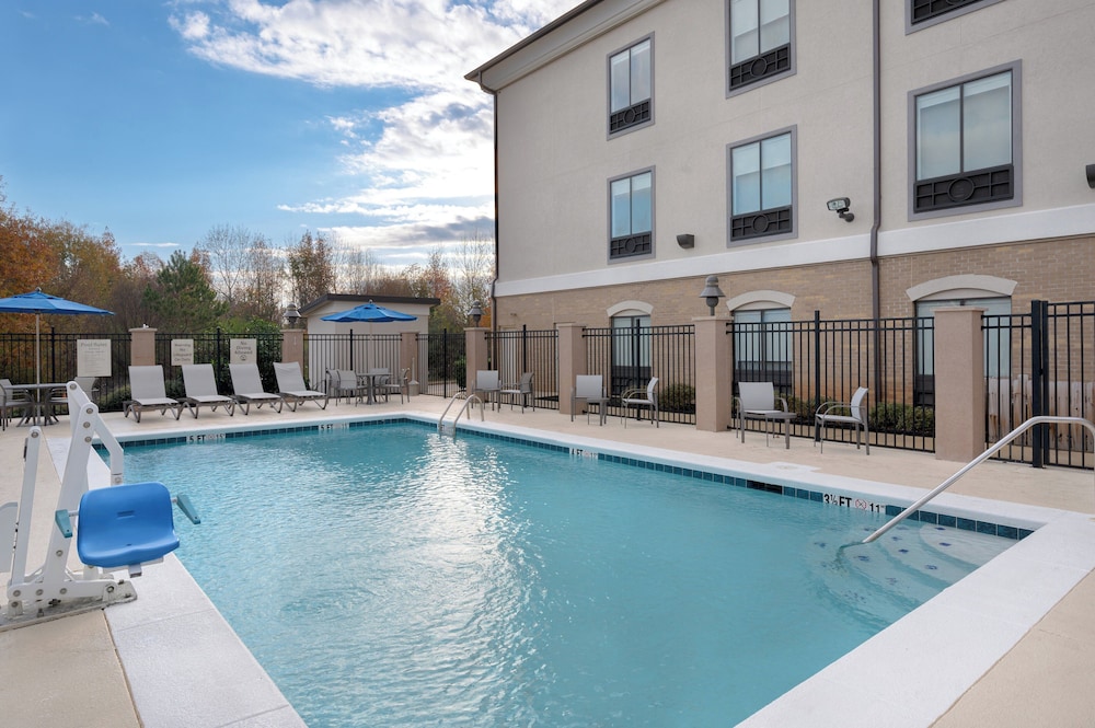 holiday inn express hotel and suites prattville south by ihg