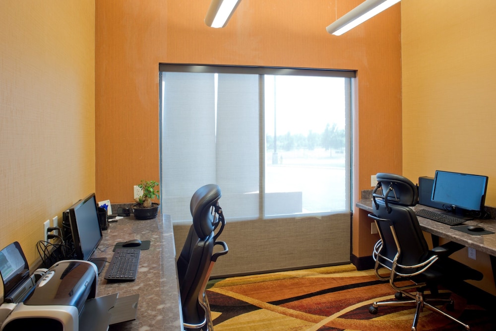 holiday inn express hotel and suites prattville south by ihg