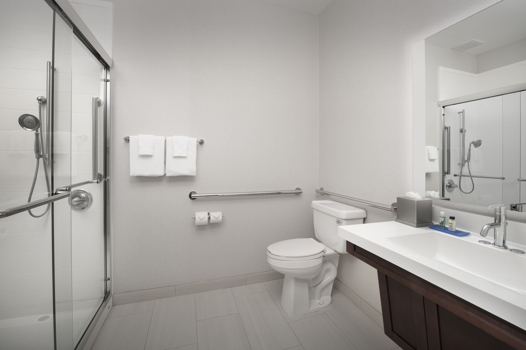 holiday inn express and suites puyallup tacoma are
